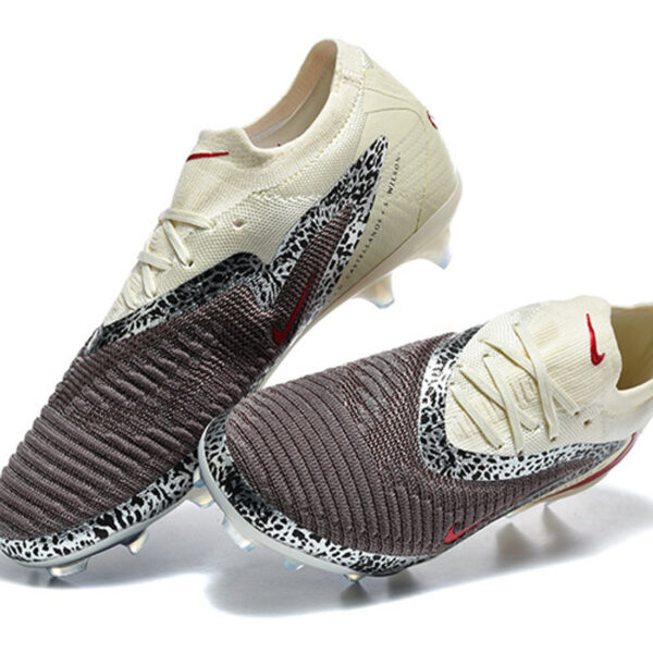 Nike Phantom GX 3.1 2 Nike Phantom GX 3.1 football cleats