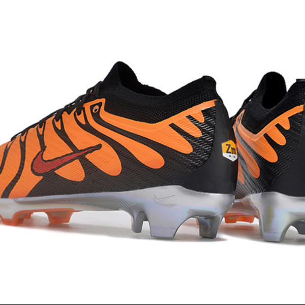 Nike Mercurial Vapour TN Orange football cleats