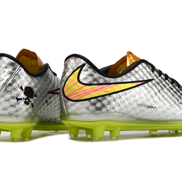 Nike Hypervenom Phantom FG  Silver football cleats