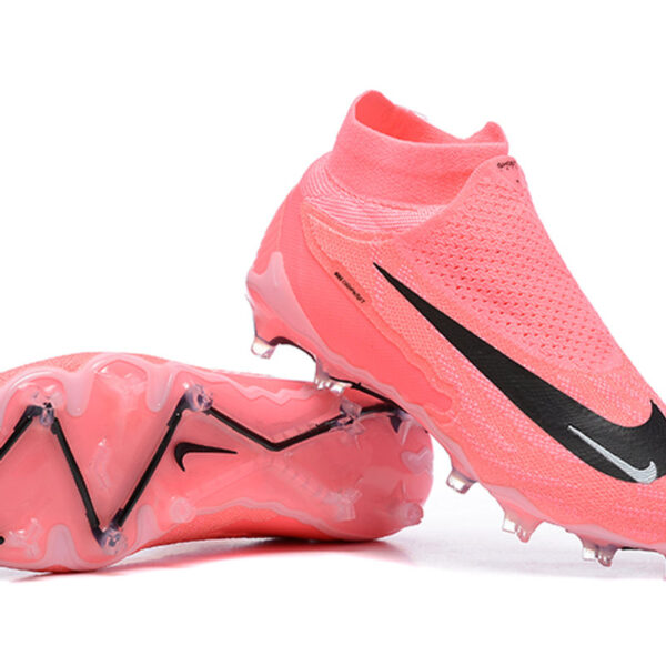 Nike Phantom GX 'Hot Pink' football cleats