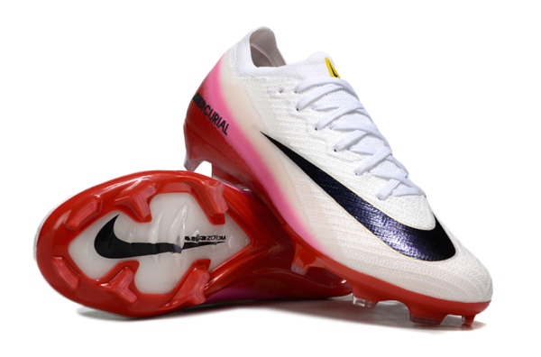 Vapour 15 Elite 2 football cleats
